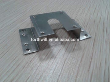 Solar Grounding Clip the Same Quantity as WEEB Grounding Clips