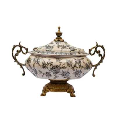 China-Made Traditional Ceramics for Exhibitions and Decor