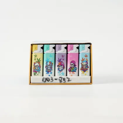Trendy brand graffiti skull and leaf print lighter