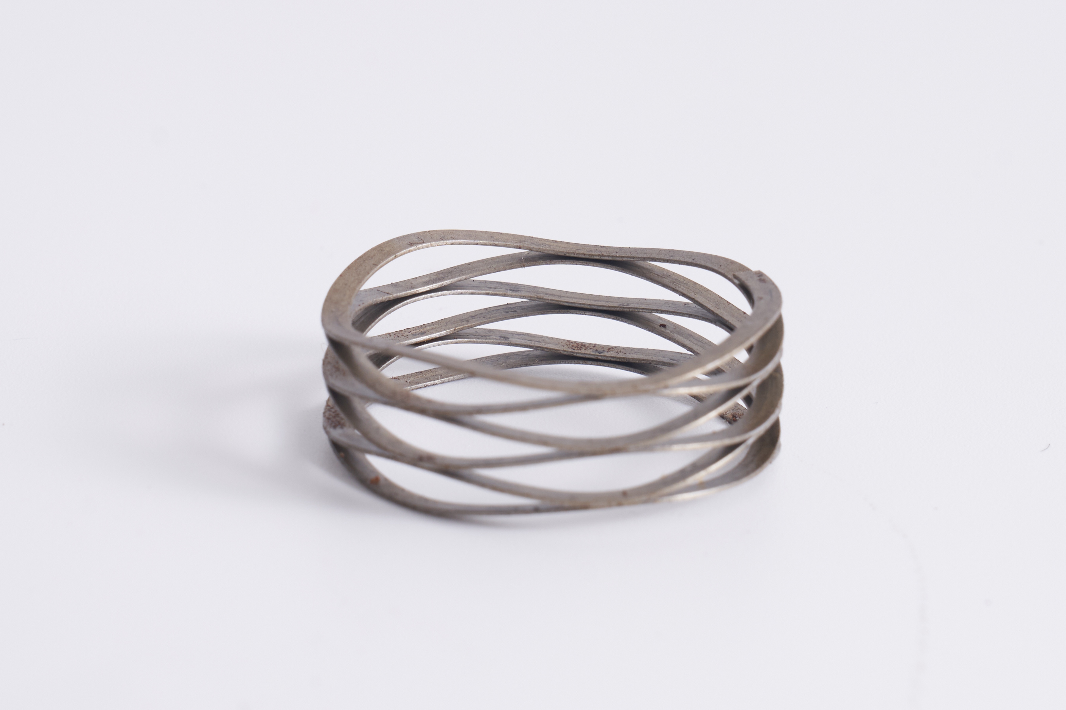 Волнообразная пружина 5