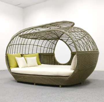 Modern Outdoor Wicker Rattan Patio Daybed