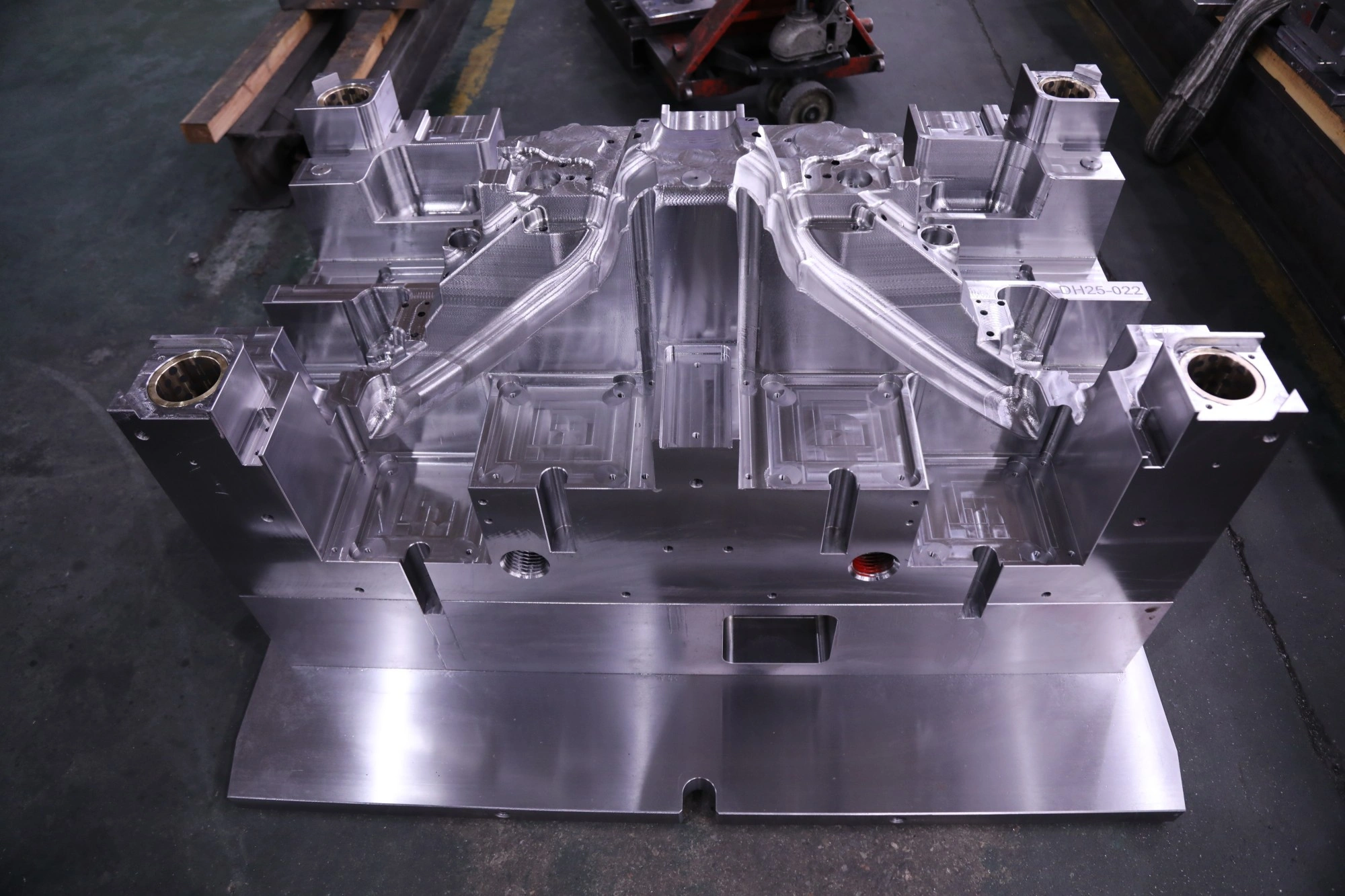Mold Assembly