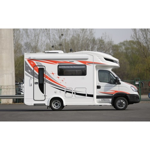 Motorhome exterior PDCPD injection molding