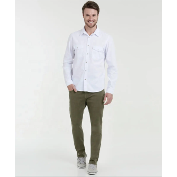 Camisa social personalizada e confortável com roupas masculinas