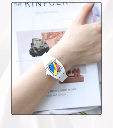 Square Ceramic Case Watches for Women: Elegance and Style