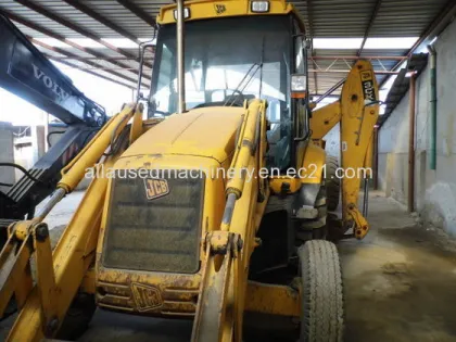 JCB 3CX backhoe loader 