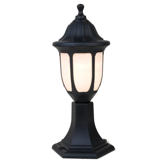 Affordable Waterproof Outdoor Lighting: P214 Gate Pillar Garden Standing Light in Plastic