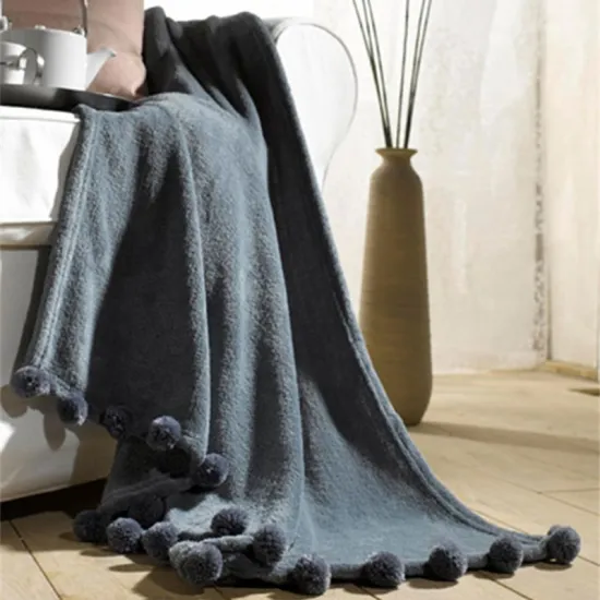 2019 hot sell grey pink blue red children kids cotton pompoms baby knitted coral fleece blanket