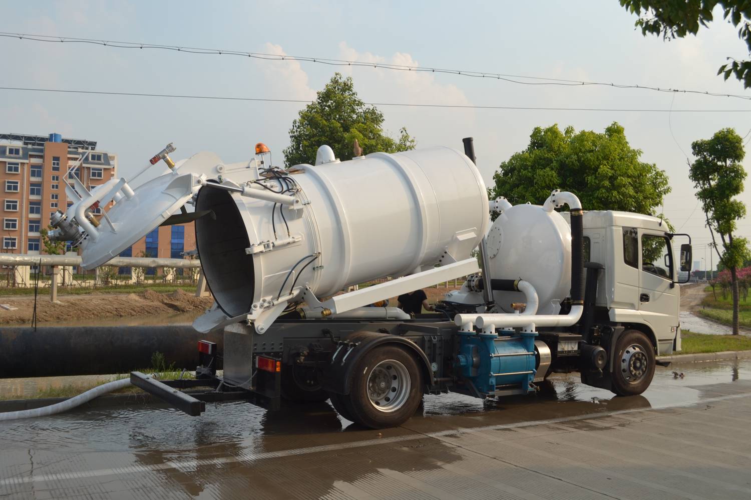 Vacuum Suction Trucks (3)