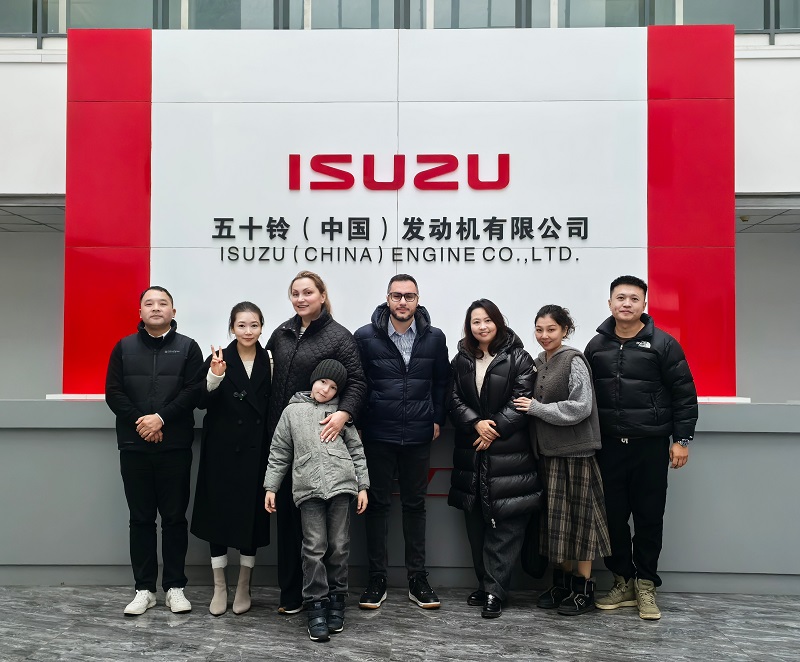 Russian customers Mr. Malko & Mrs. Irina visited Xin Yao New Energy to explore new opportunities for cooperation with Qingling Isuzu