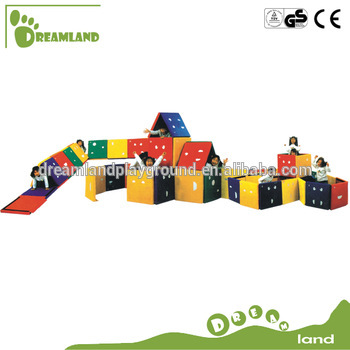 Popular eco-friendly indoor kids giant soft play box