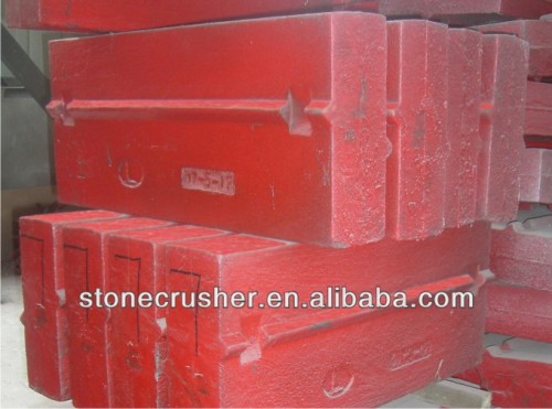 Blow bars for PF 1214 impact crusher