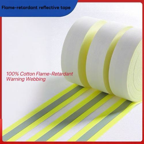 پارچه بازتابنده ضد حریق با نوارهای بازتابنده