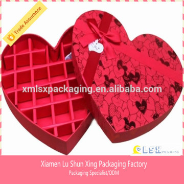 Top and base box, heart shape paper chocolate packaging box with paper divider