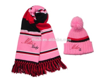 knitting patterns hats and scarves, soccer scarves, football scarves and hats