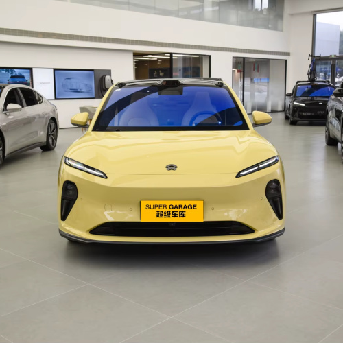 2024 NIO ET5 долг дострел