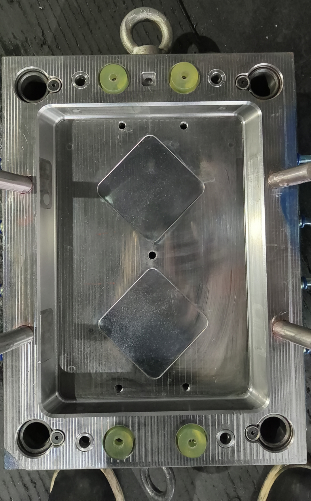 Custom Injection Mould Fruit Container with Lid Mold