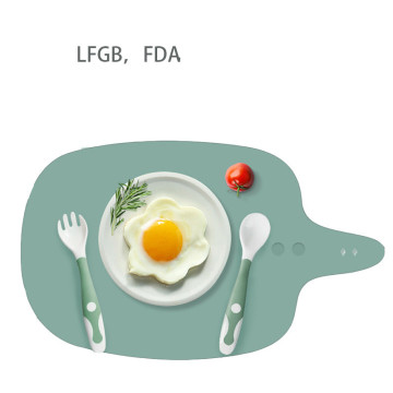 Placemat de silicone de haute qualité personnalisé avec des bords surélevés