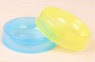 2015 Classic Cheap Transparent Plastic Cat Dog Pet Bowl in low price