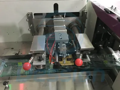 Packet nougat snack packaging machine