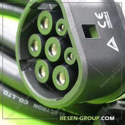 IEC 62196 Tipo 2 Mennekes Connector