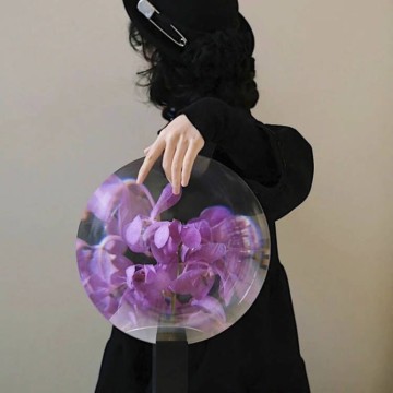 Giant 300mm PMMA Fresnel Lens for Artistic Flower Enlargement