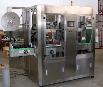 Automatic shrink sleeve applicator of packaging machine