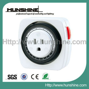 24 hours programmable mechanical timer plug