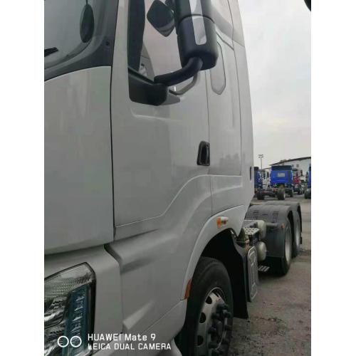 Tête de camion à chevaux Liuqi 6x4 avec remorque