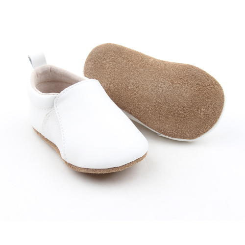 Chaussures décontractées populaires en cuir blanc pour bébé