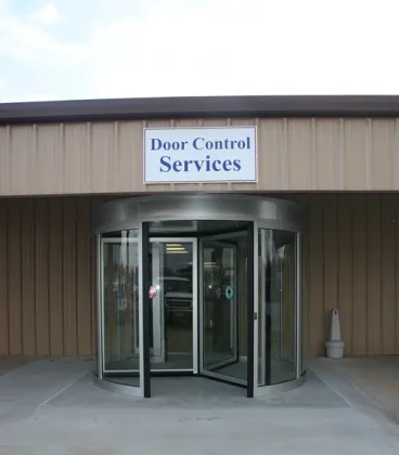 Three-wing Revolving Doors with Laminated Door Wings