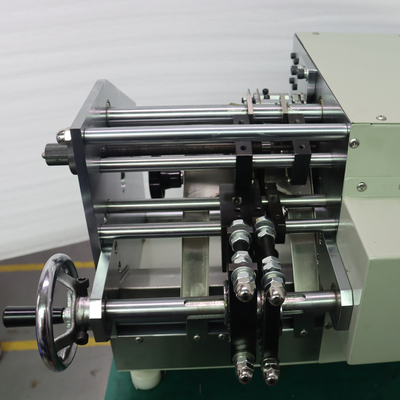 Loose Taped Axial resistor Lead Forming machine