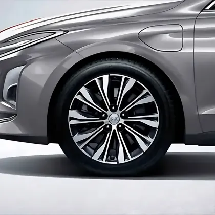 Hongqi EQM5 Electric Car - Maximum Speed 130km/h