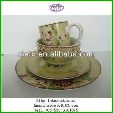 cheap graceful ceramic dinner set for promotion with customized design