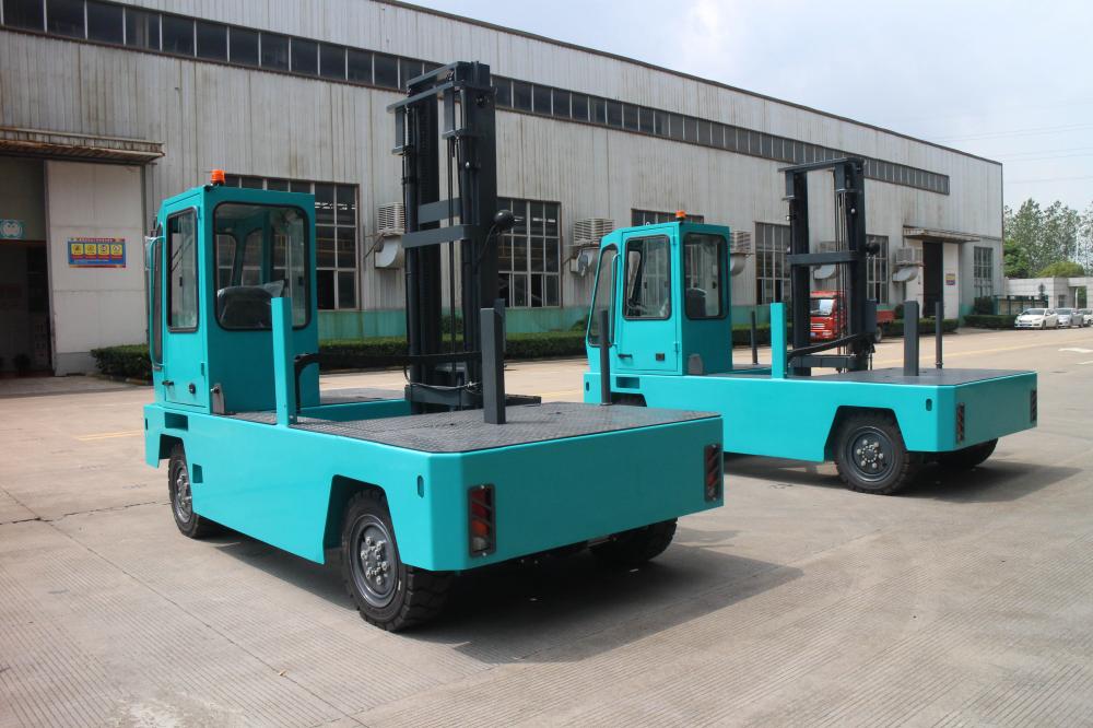 Electric Side Loader Forklift