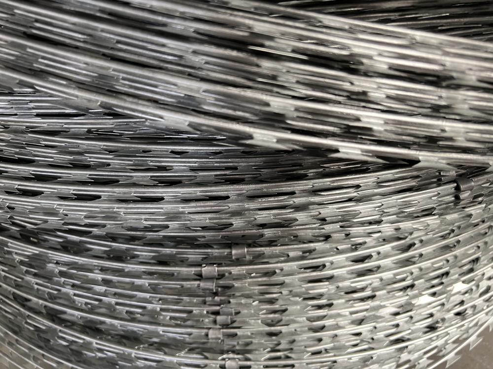 CBT-65 Razor Barbed Wire Coil