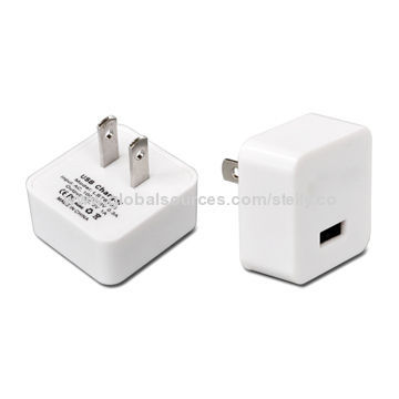 Square Ultra-thin Design Home/Travel Charger for iPhone, with 5V/1A Output, CE and RoHS-certified