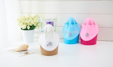 plastic porous toothbrush holder plastic bathroom set