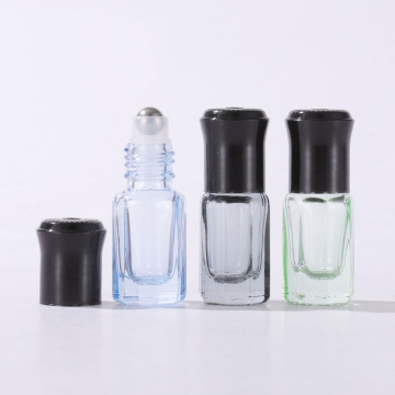 Rouleau octogonal coloré de 3 ml sur des bouteilles de parfum en verre