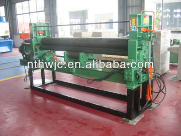 W11S-6X2000 plate rolling machine design