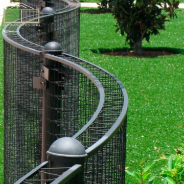 Malha de treliça sustentável para jardinagem vertical