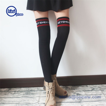 China socks factory custom logo white sport socks tennis socks wholesale