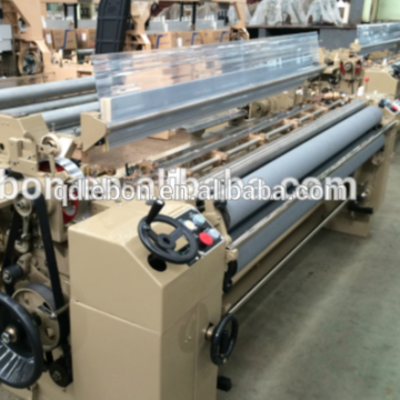 High speed water jet looms for satin fabric