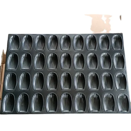 Black Non-Stick Madeleine Mold Cake Pan for Oven Baking