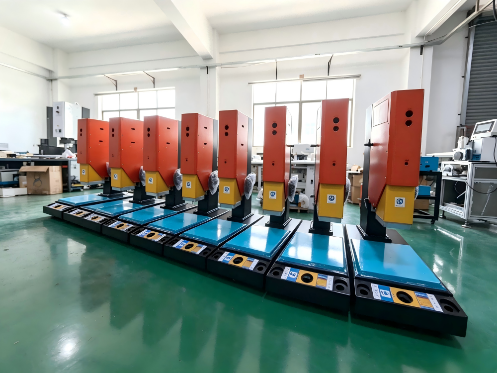 Ultrasonic Plastic Welder