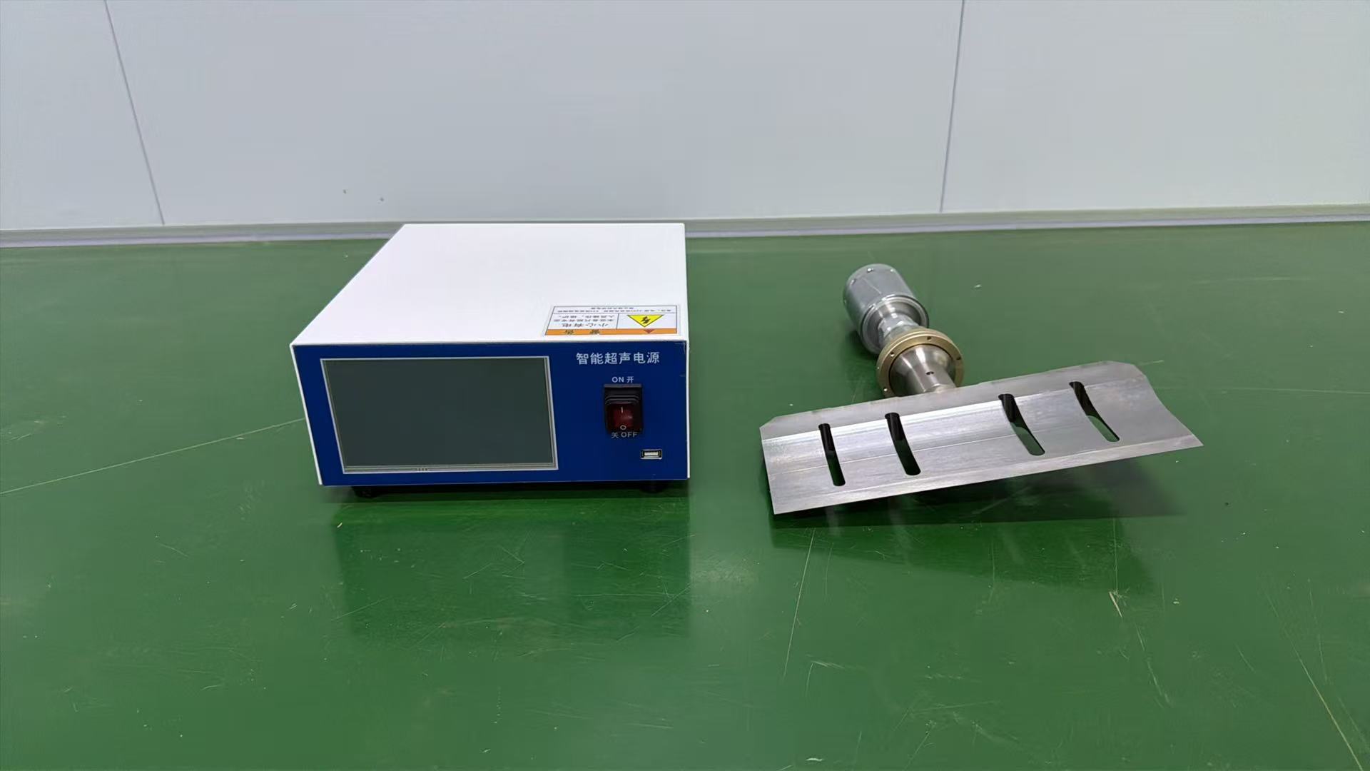 20kHz Ultrasonic Food Cutting Knife