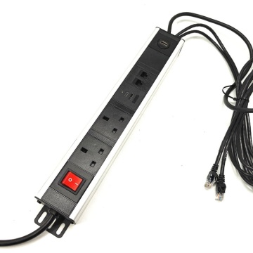 Montowany w stojaku 13A UK Outlet PDU z ochroną podstępu, USB-C i RJ45