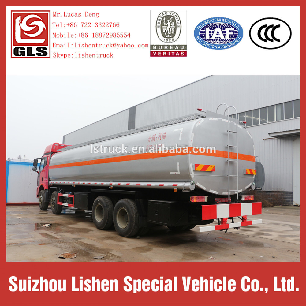 FAW 8 * 4 Oil Tank Truck Fuel Tanker 30000L