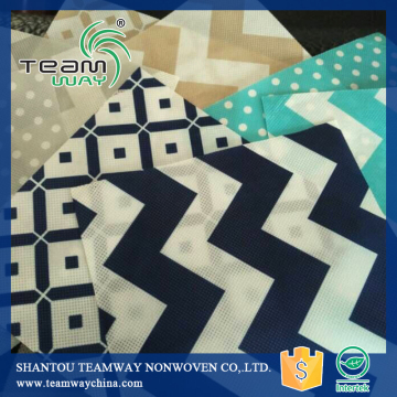 Supply Recycled PET Stitchbond non woven fabrics