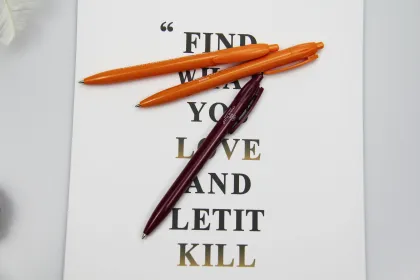 Crown Plaza Hotel Customized Logo Plastic Ball Pens